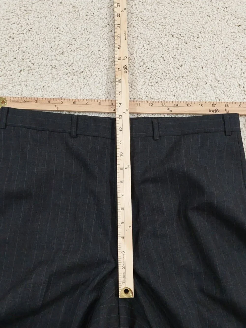 Brooks Brothers Grey Pinstriped Wool, 2 Piece Suit, Blazer 44L, Pants 38x30.5